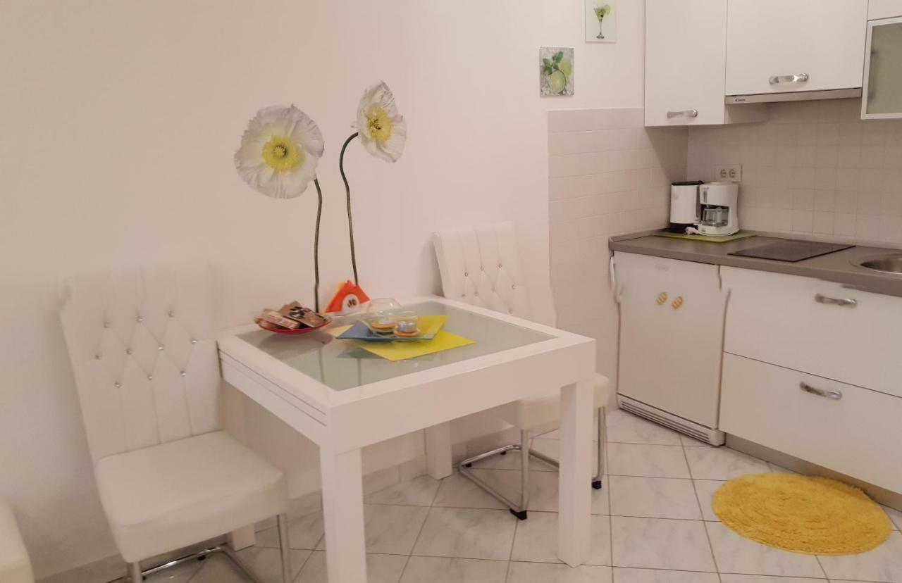 Apartment Rosana 라벡 외부 사진